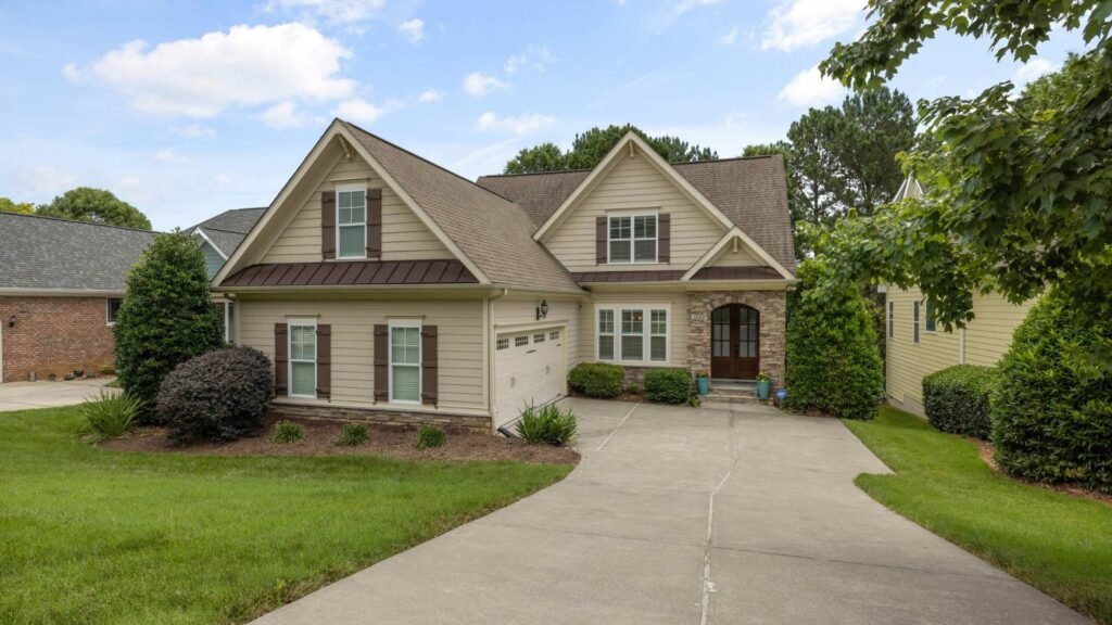 Average Joes Painting